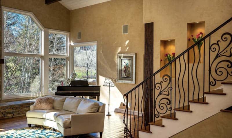 tuscan style interior before the mountain home renovation