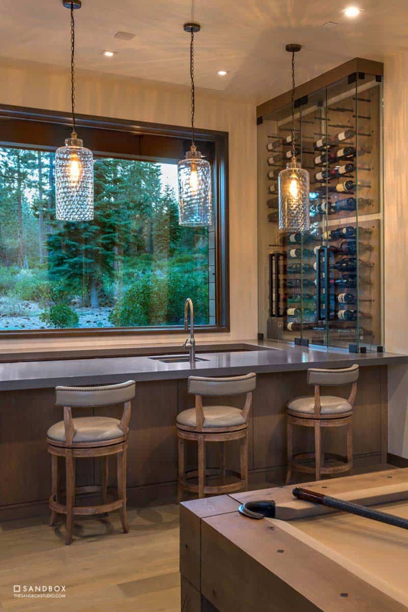 mountain contemporary home bar with pendant lights