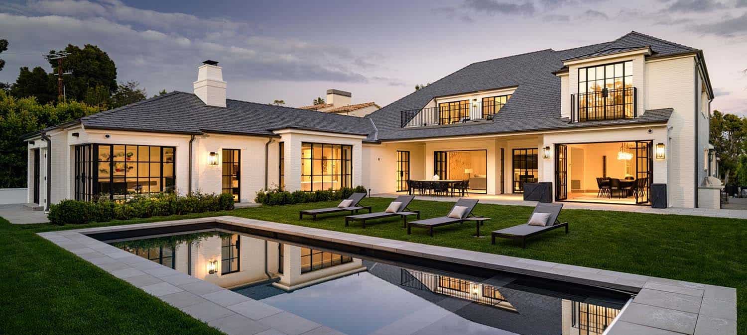 traditional-style-home-exterior-and-pool