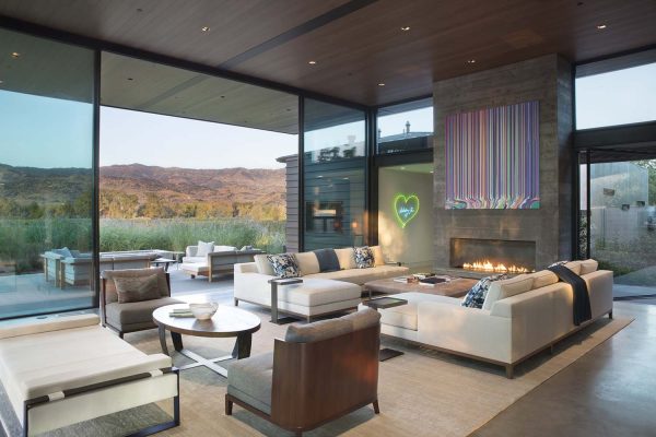 A Napa Valley getaway designed to enhance its picturesque surroundings