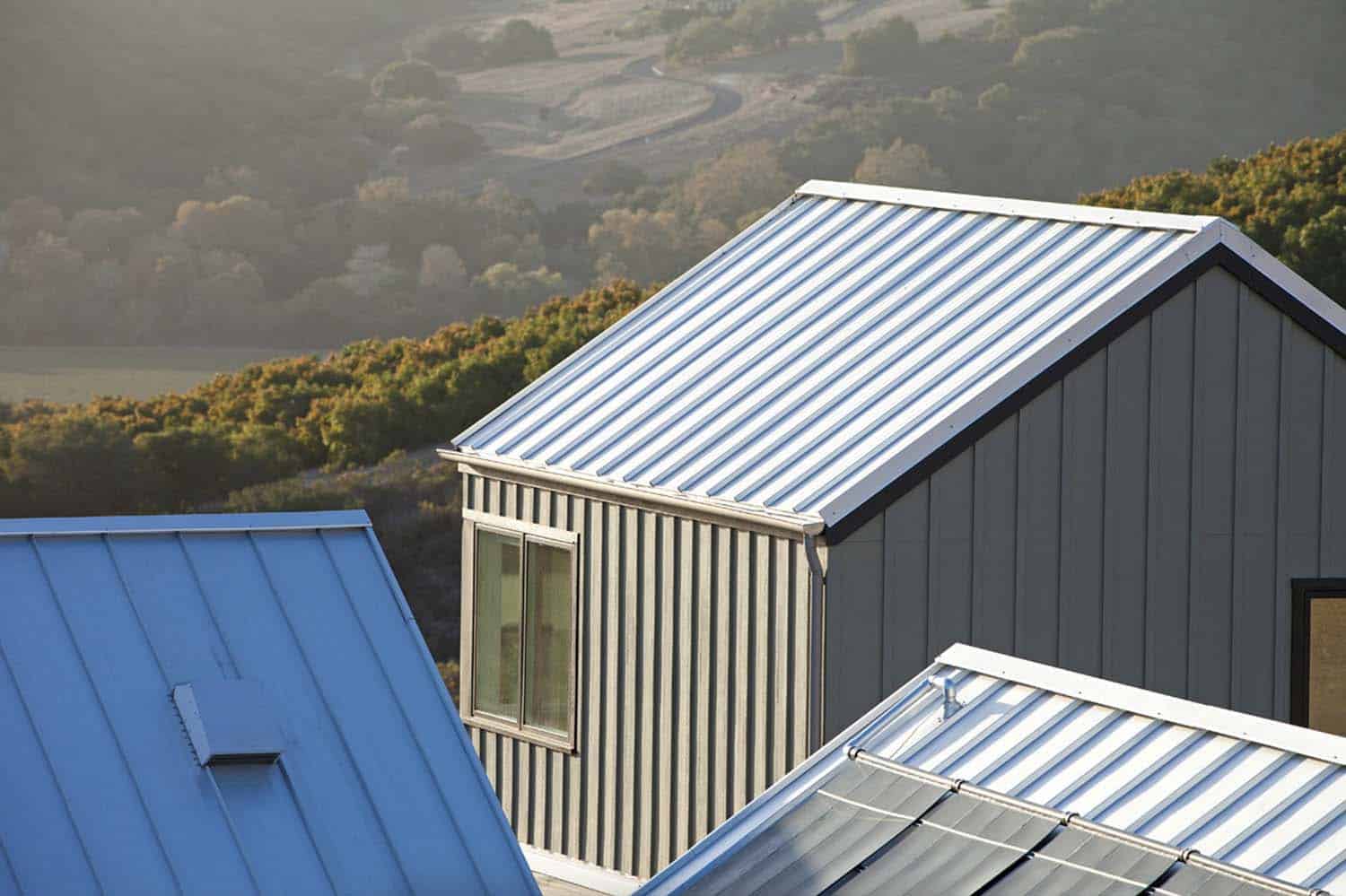 contemporary farmhouse exterior roof view