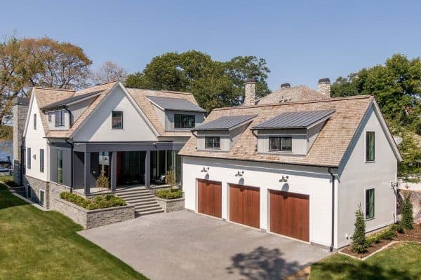 featured posts image for This welcoming house capitalizes on its serene setting on Lake Minnetonka