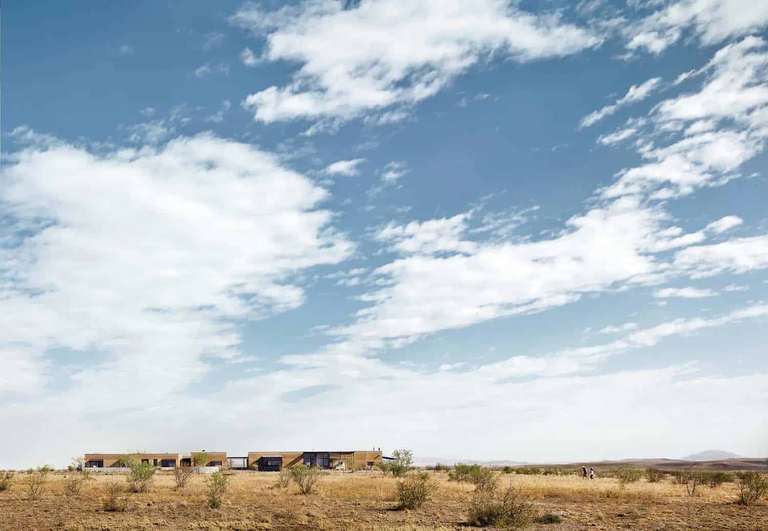 rammed earth ranch house in the desert