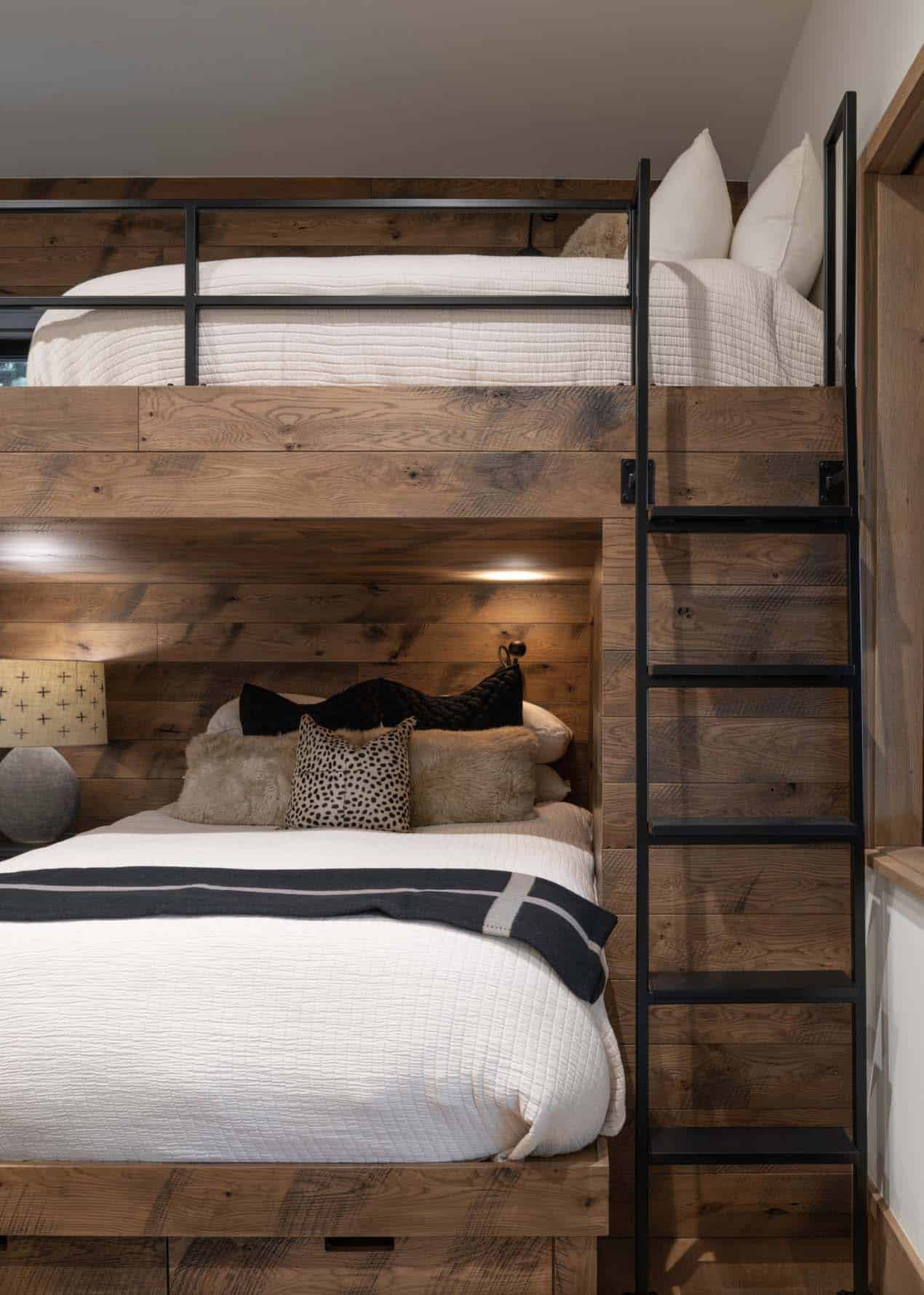 rustic bunk bedroom