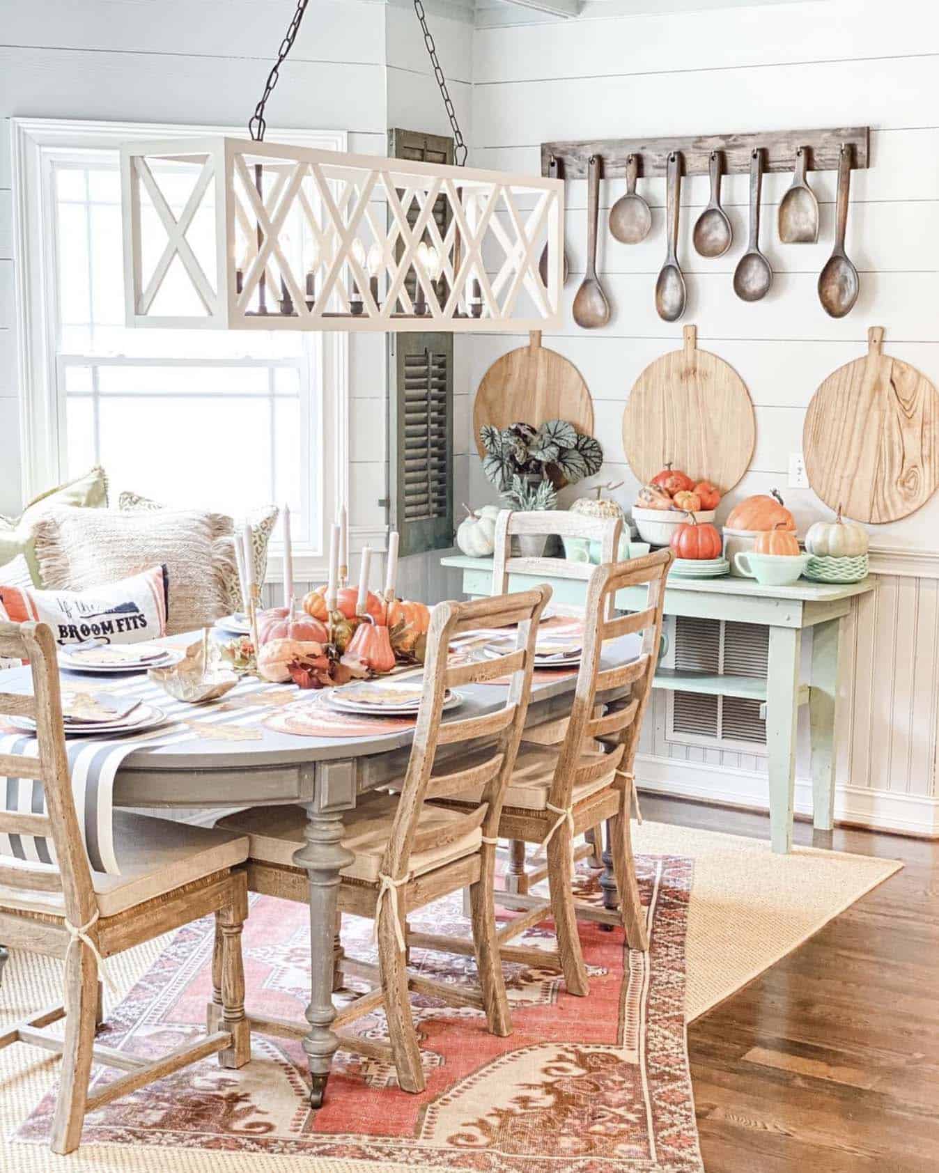 dining room with fall decorations