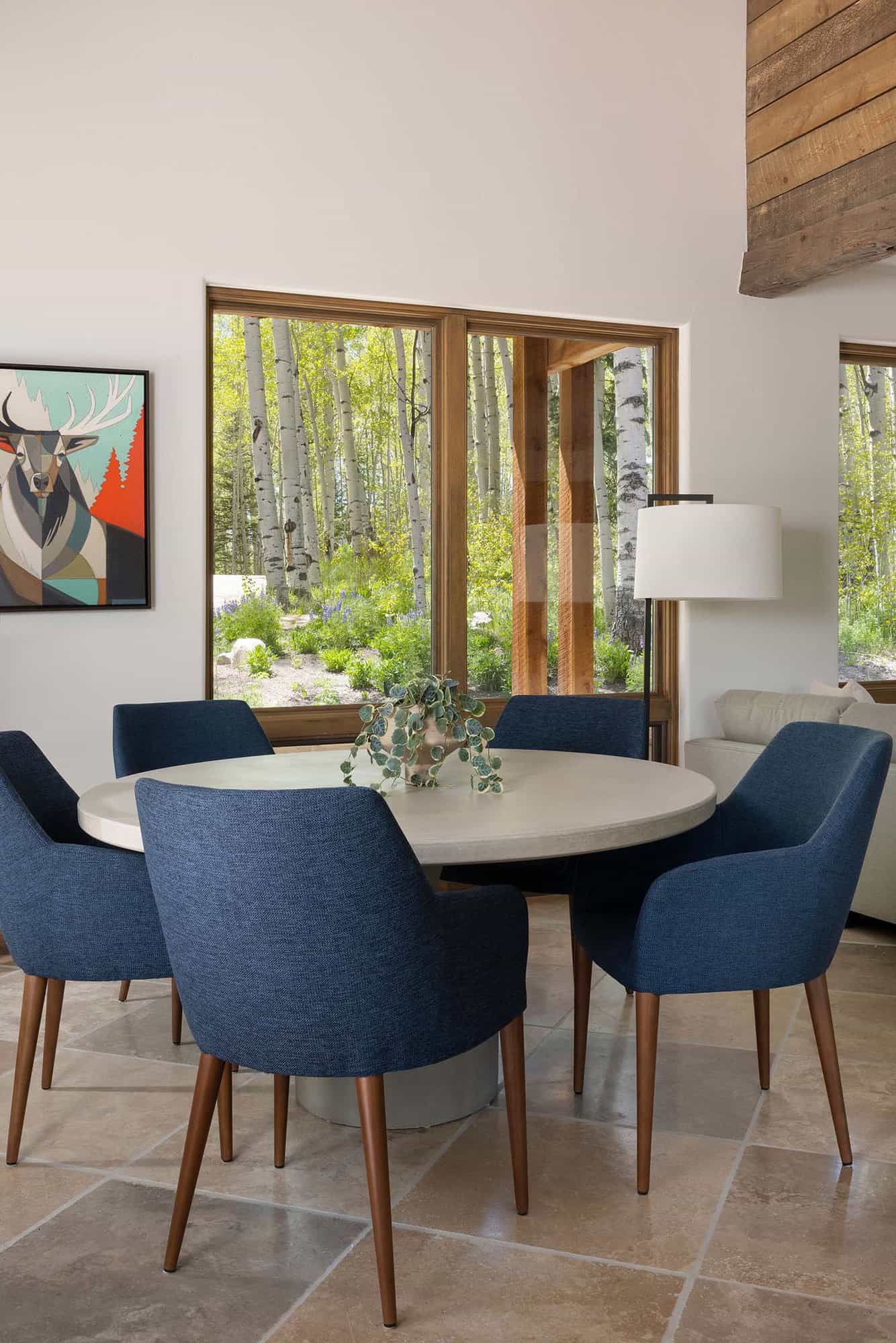 contemporary mountain home dining room