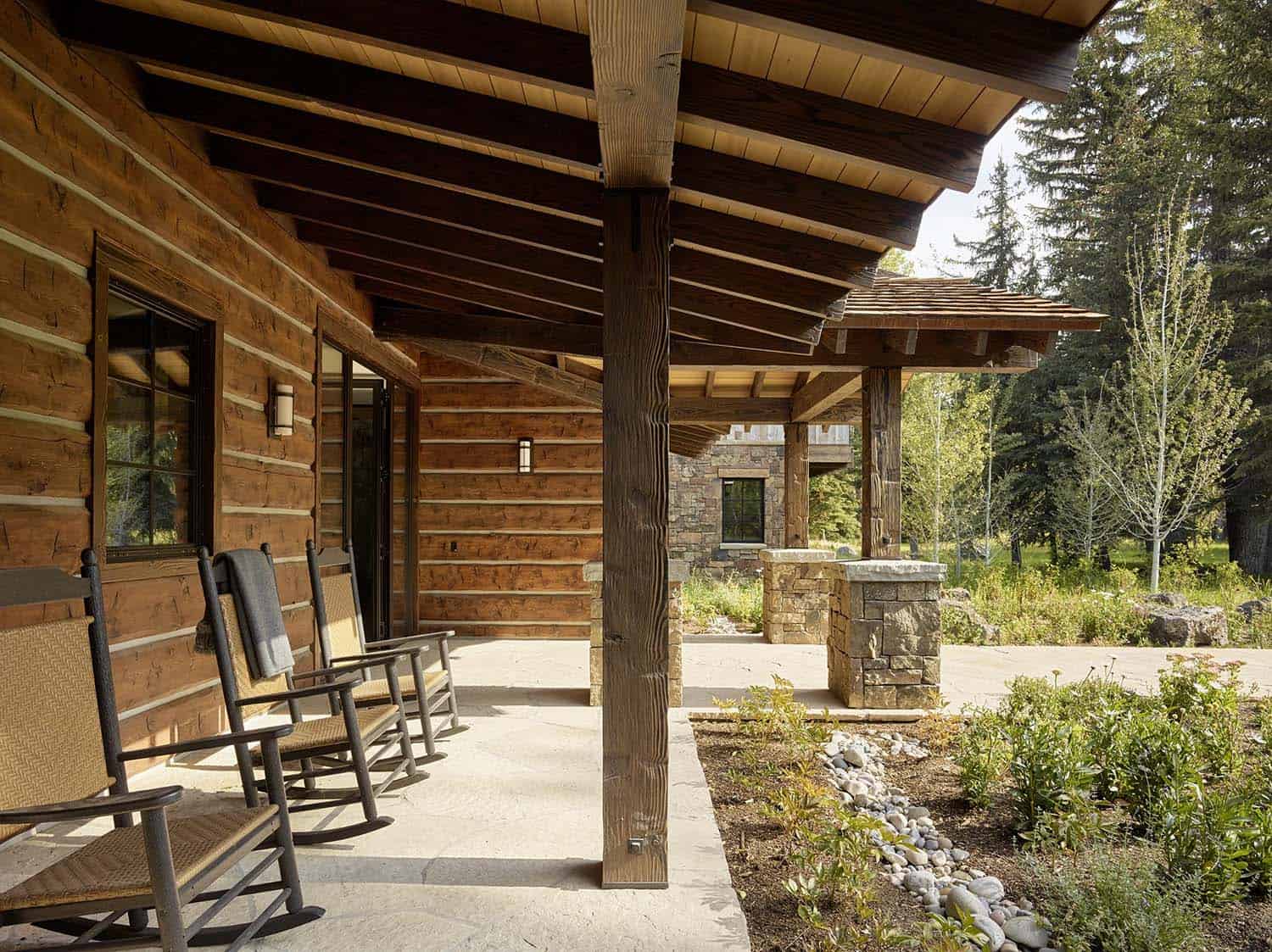 mountain modern home covered porch
