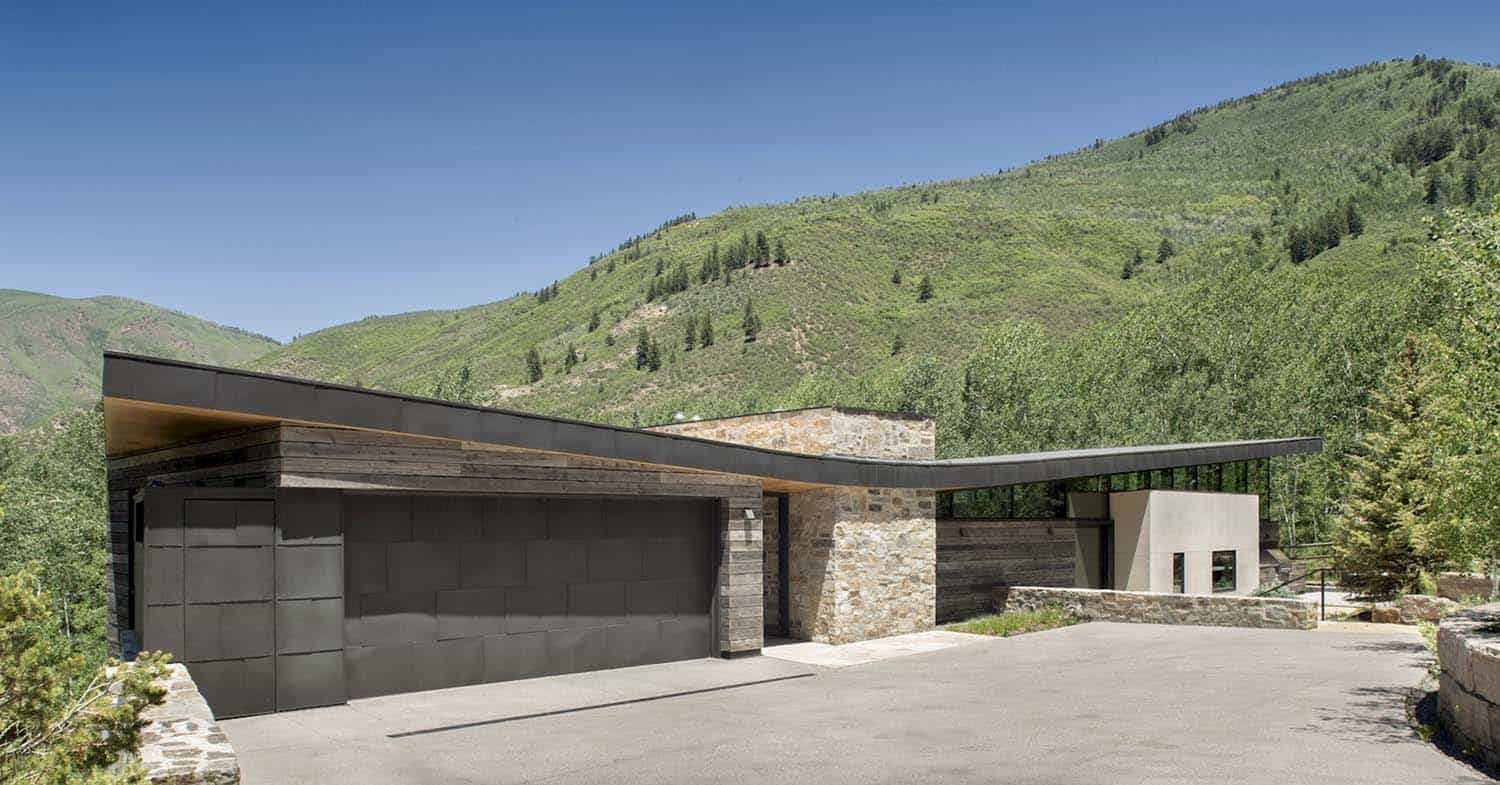 contemporary mountain home exterior