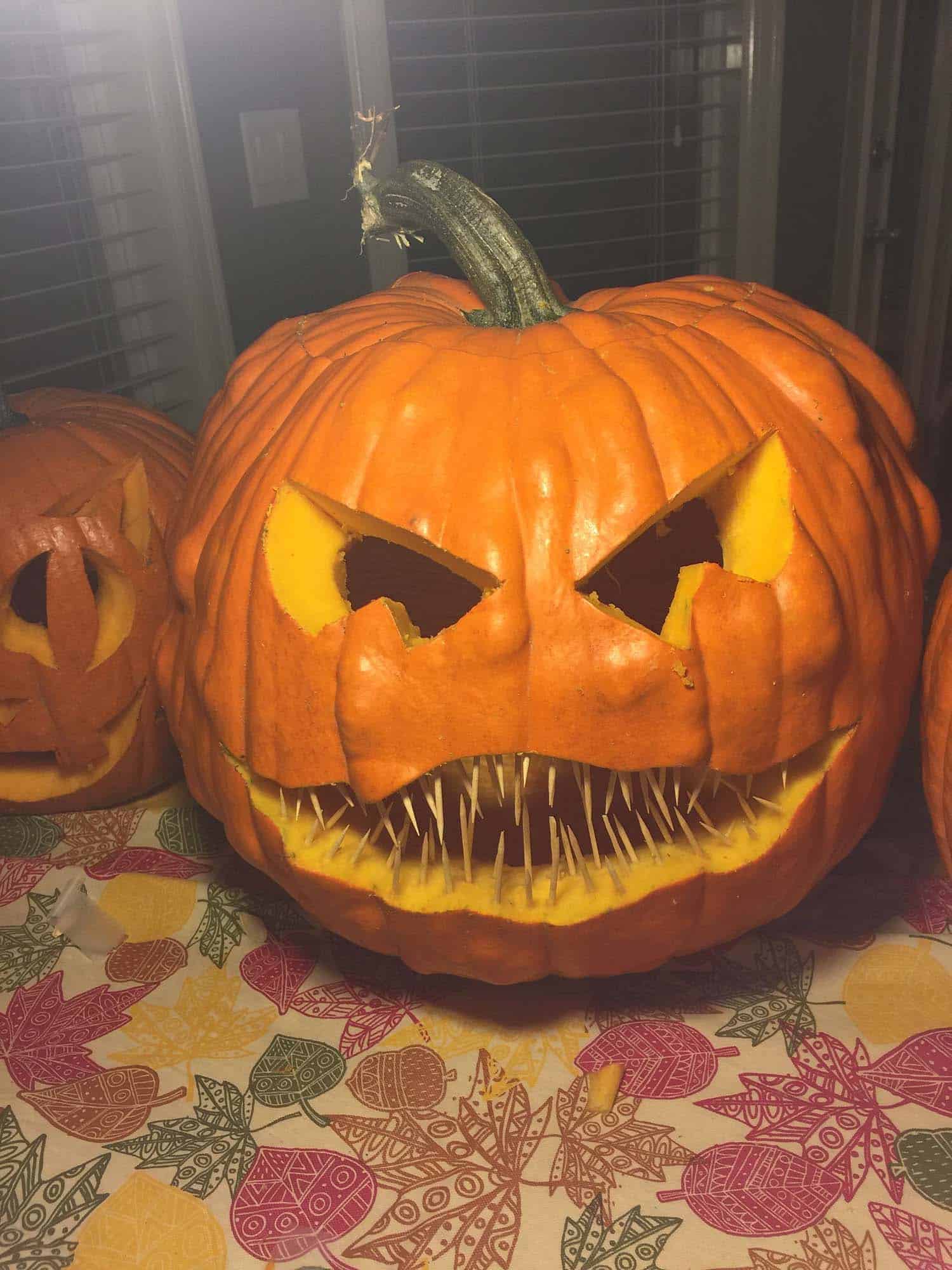 easy pumpkin carving idea with toothpicks