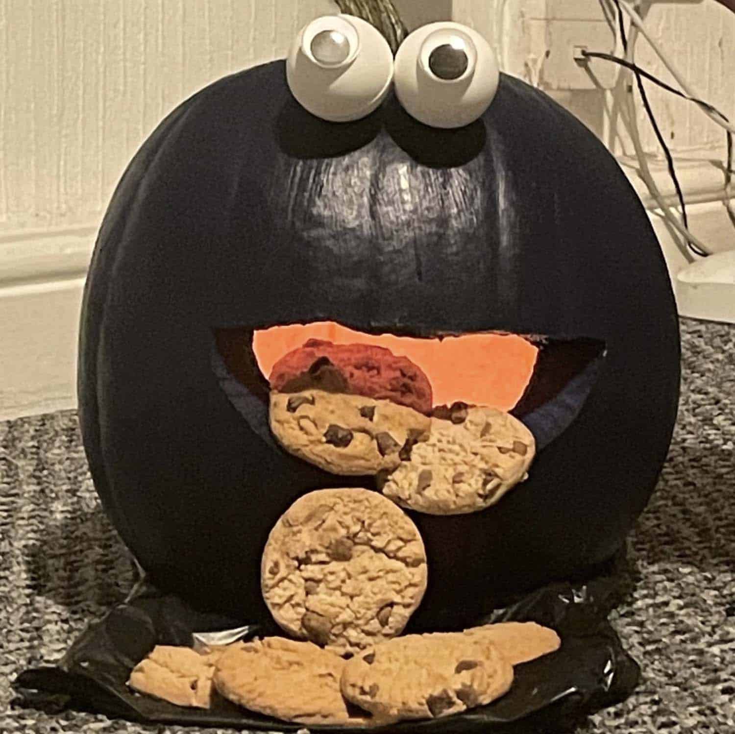 the cookie monster pumpkin