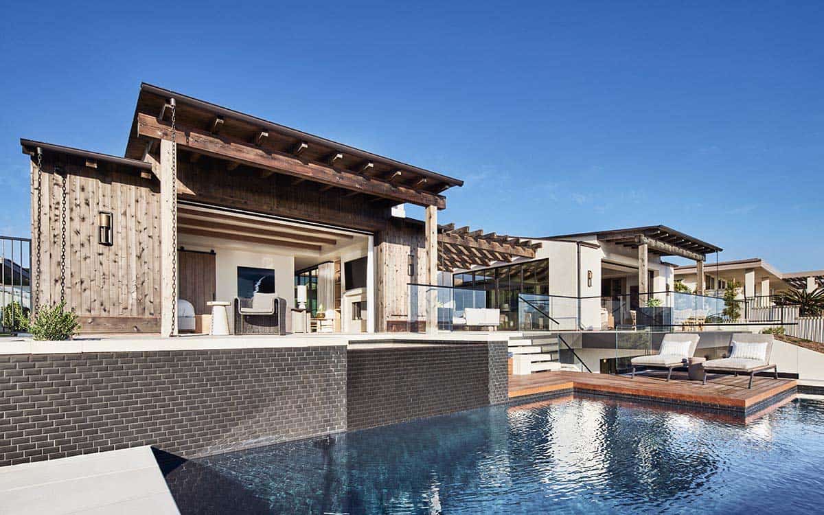 modern home backyard with a swimming pool