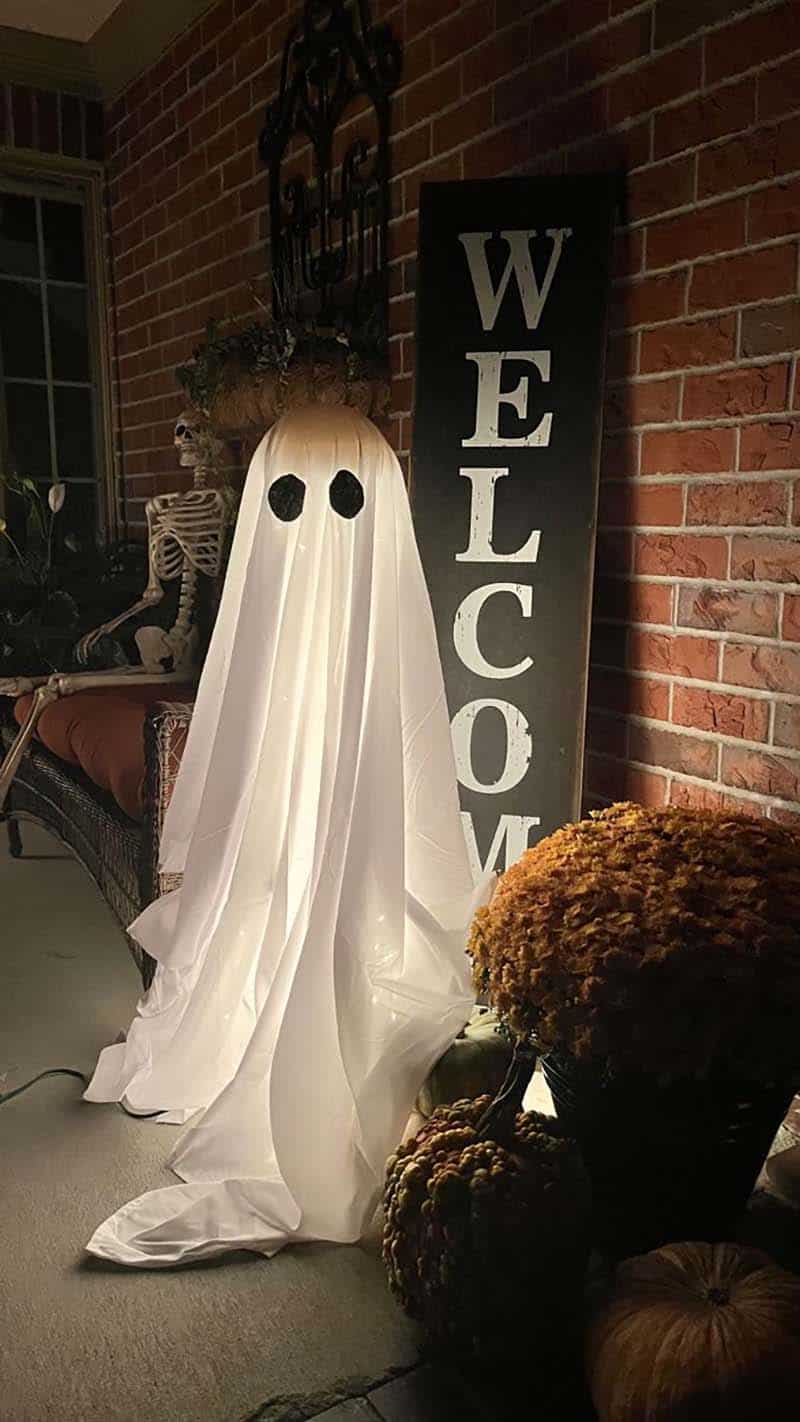 Halloween DIY ghosts