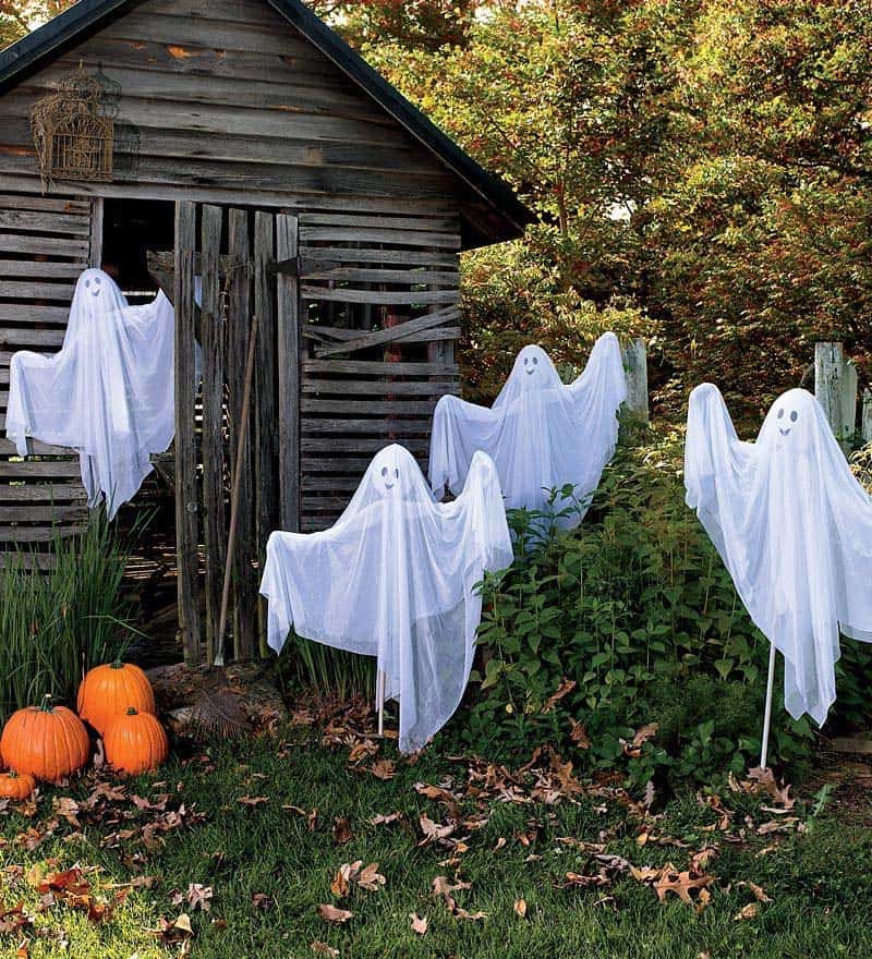 outdoor garden ghosts