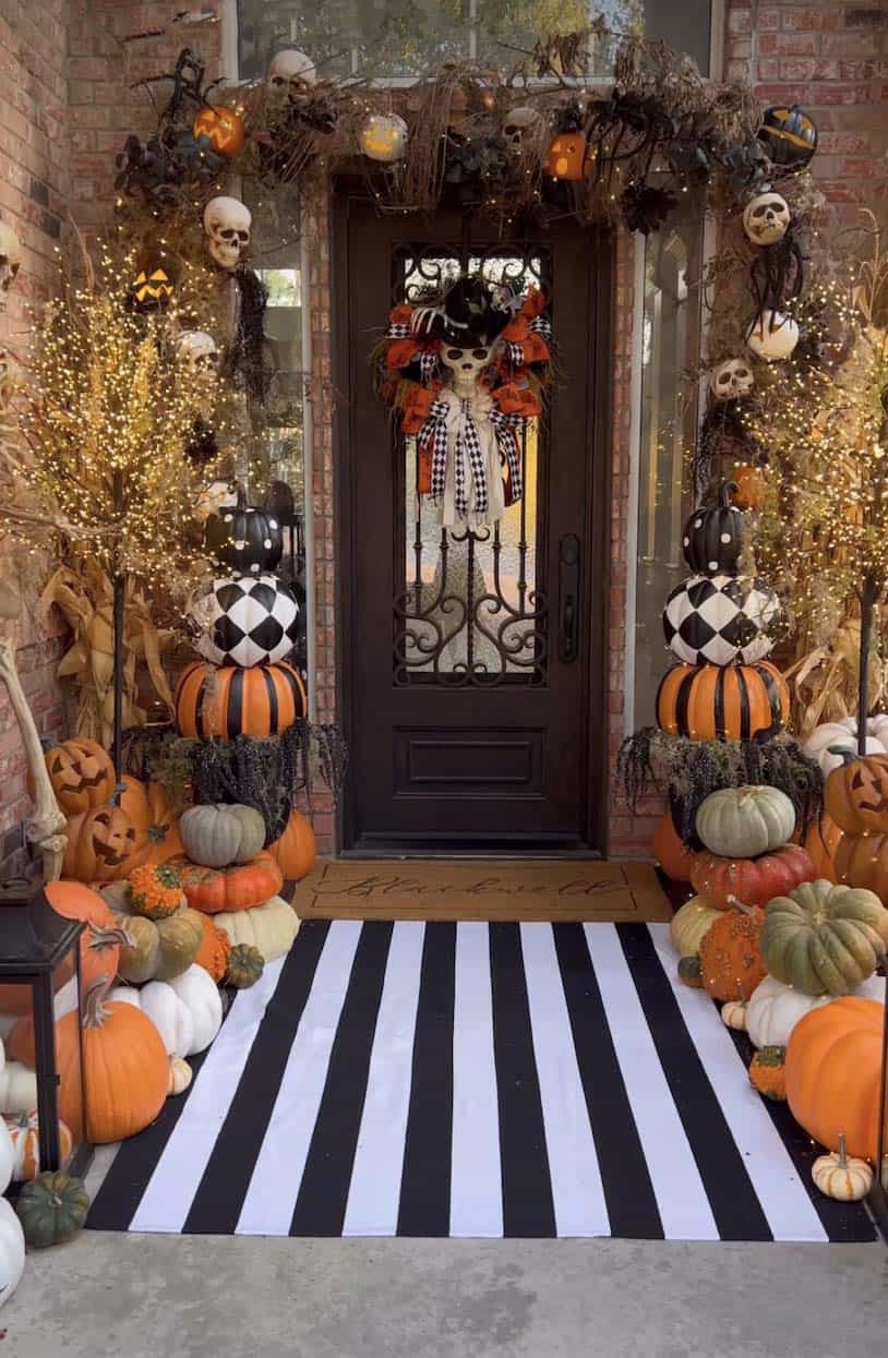 Halloween porch decorations