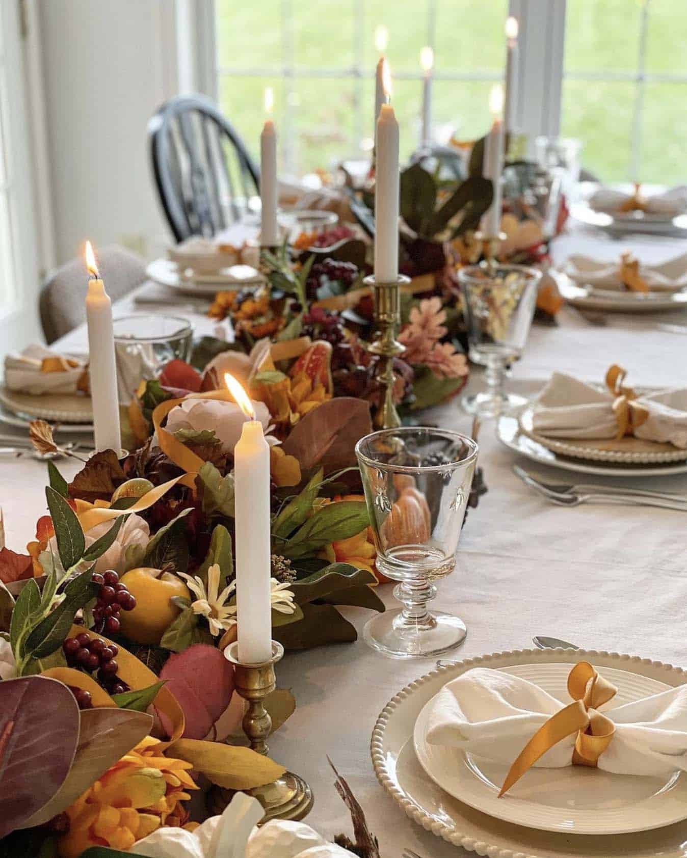 beautiful thanksgiving table with a long centerpiece