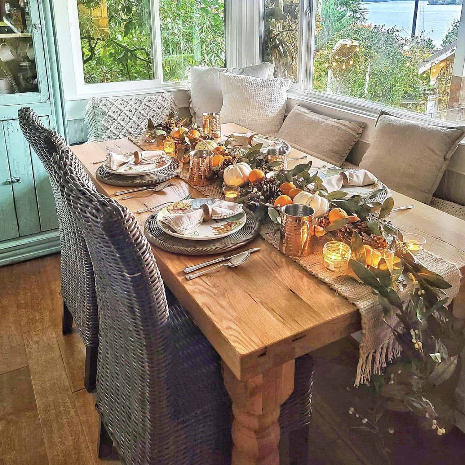 thanksgiving table with natural elements
