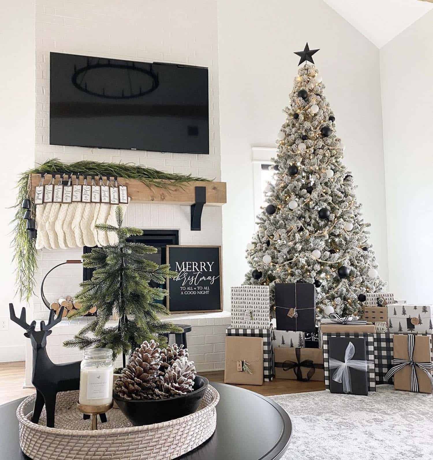 black and white themed Christmas tree