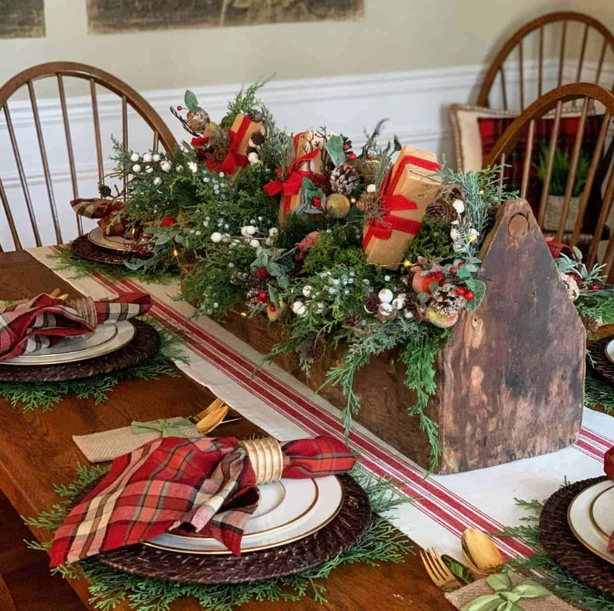 rustic elegant dining table decor for christmas