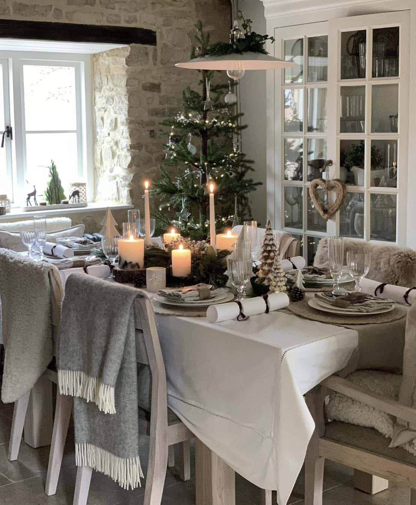 festive Christmas dining table