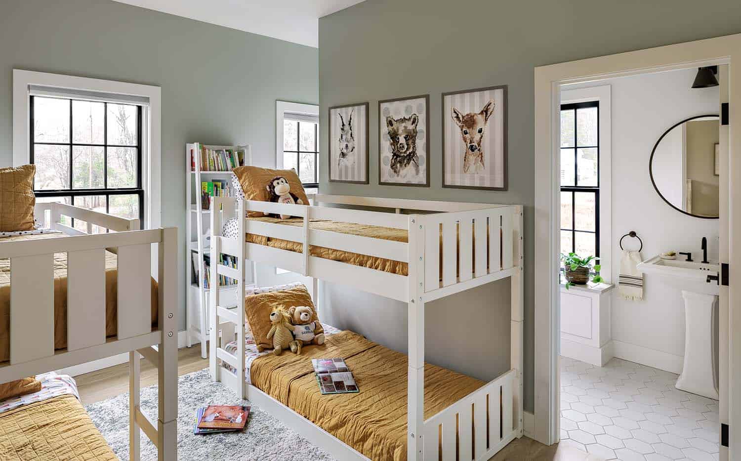 modern farmhouse kids bunk bedroom