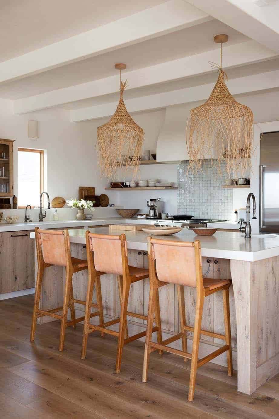 casual beach style kitchen