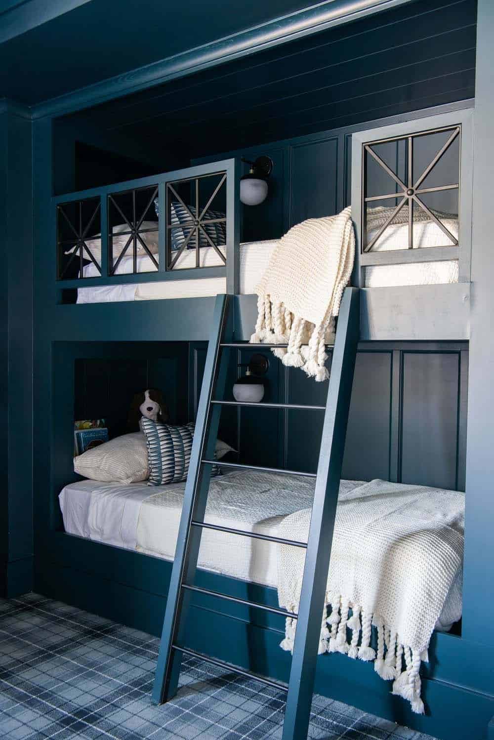 contemporary bunk bedroom