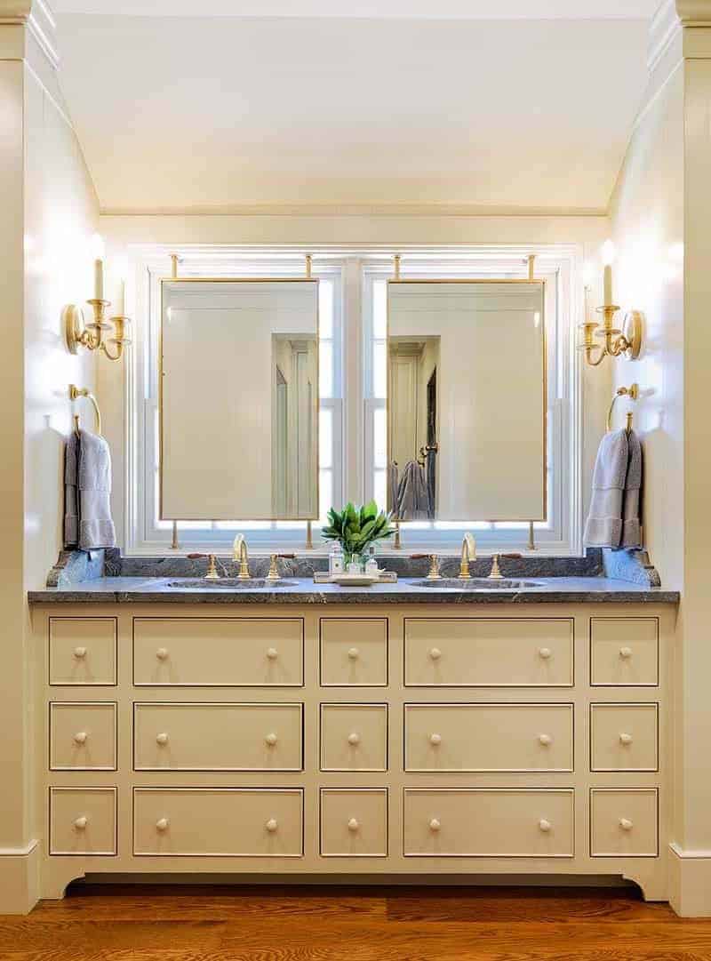 traditional style bathroom vanity
