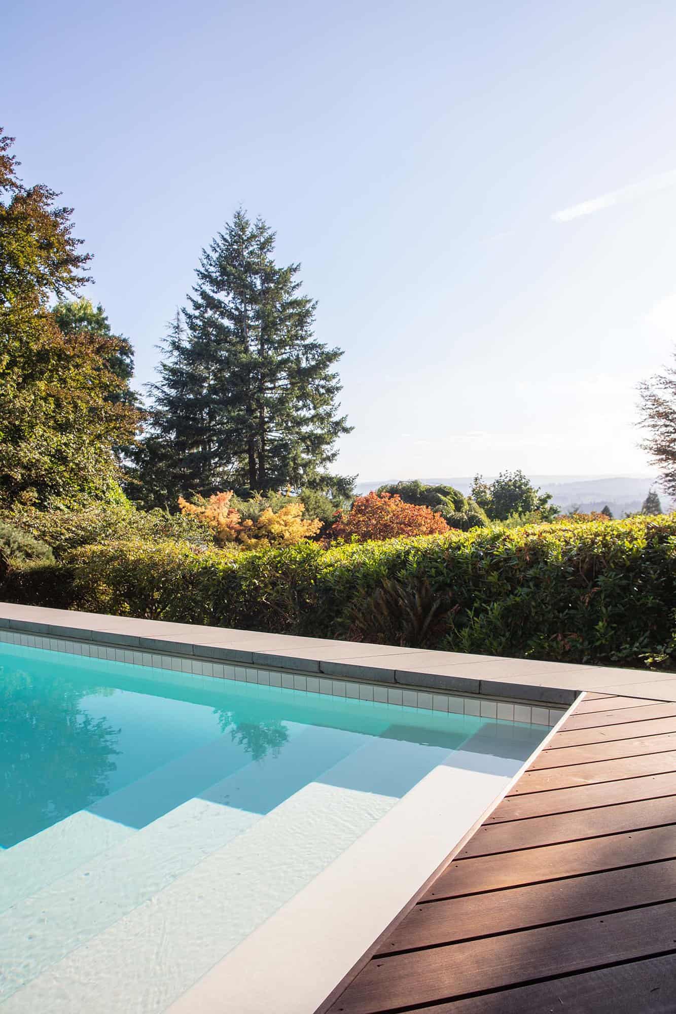 midcentury modern house swimming pool