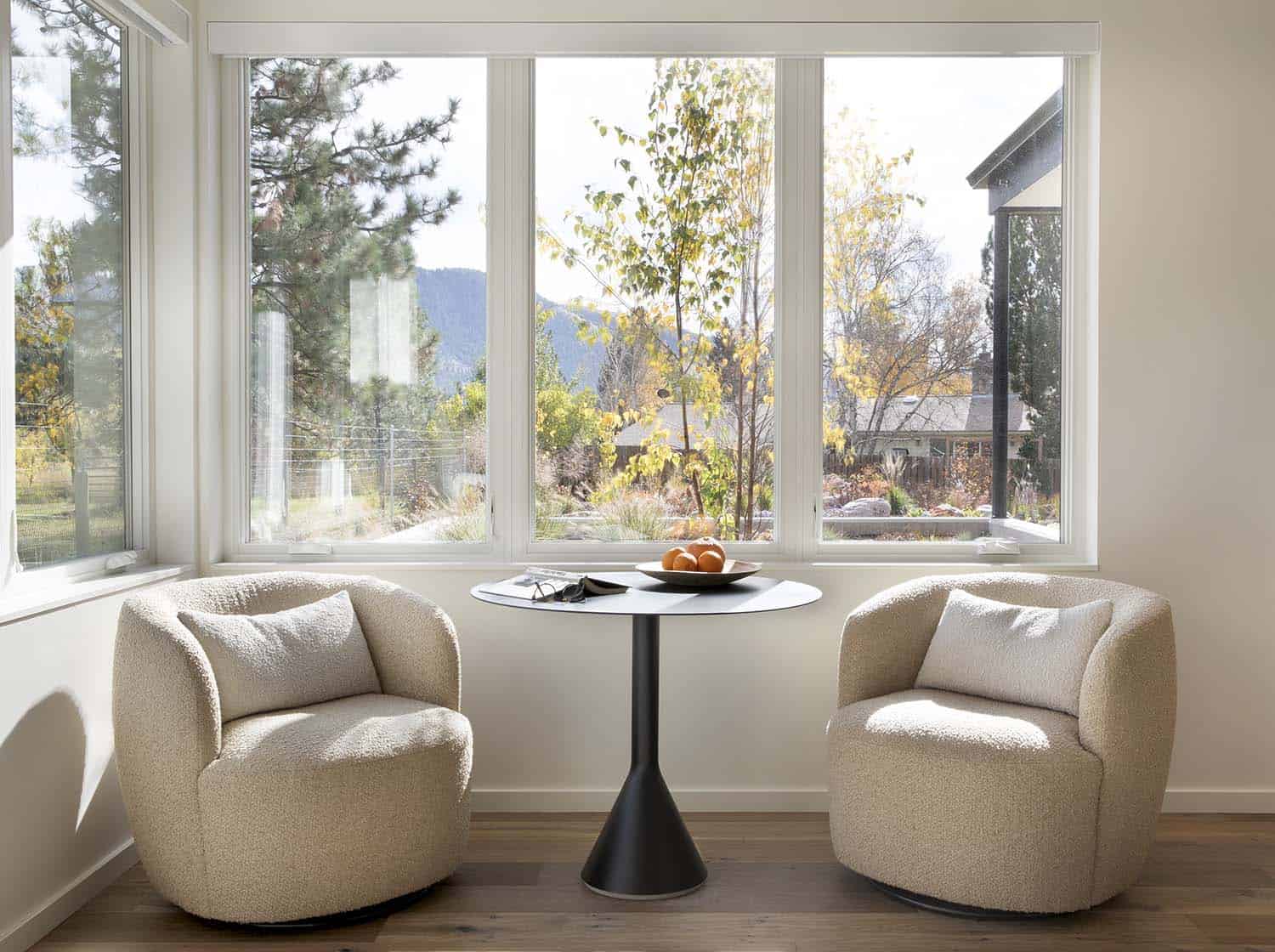 minimalist sitting room with a large window