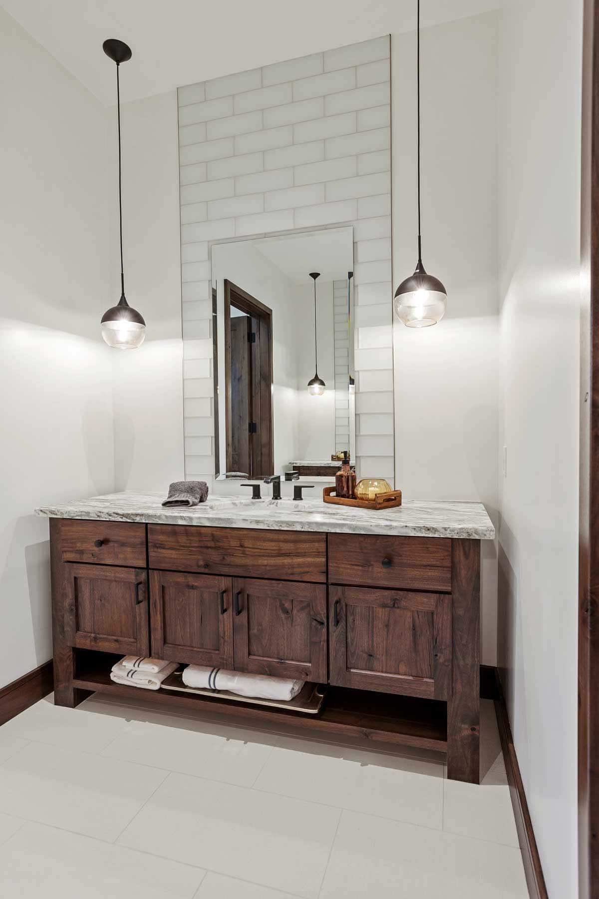 modern elegant bathroom vanity