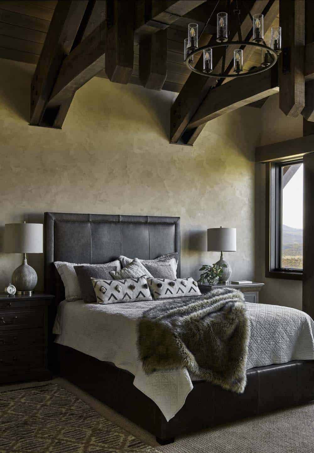 rustic mountain style bedroom