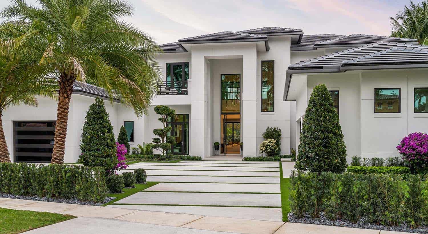 California modern style home exterior