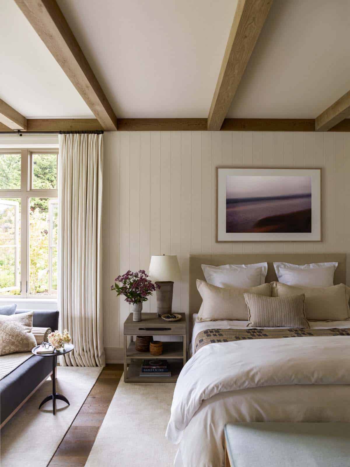 contemporary coastal style bedroom 
