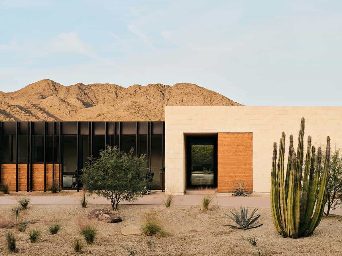 This spectacular courtyard style house celebrates beauty of Arizona desert