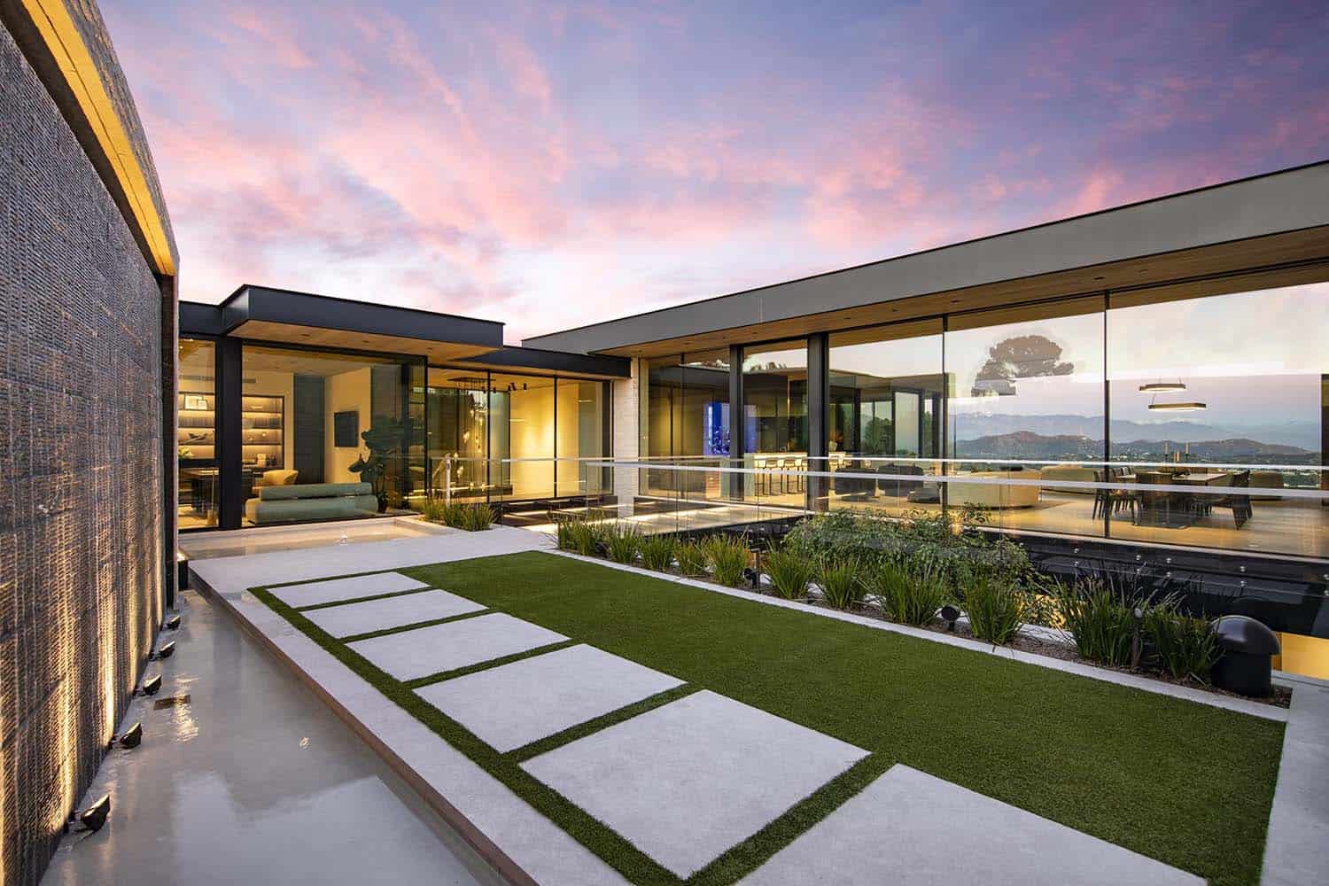 Impressive modern home with awe-inspiring views of the San Gabriel mountains