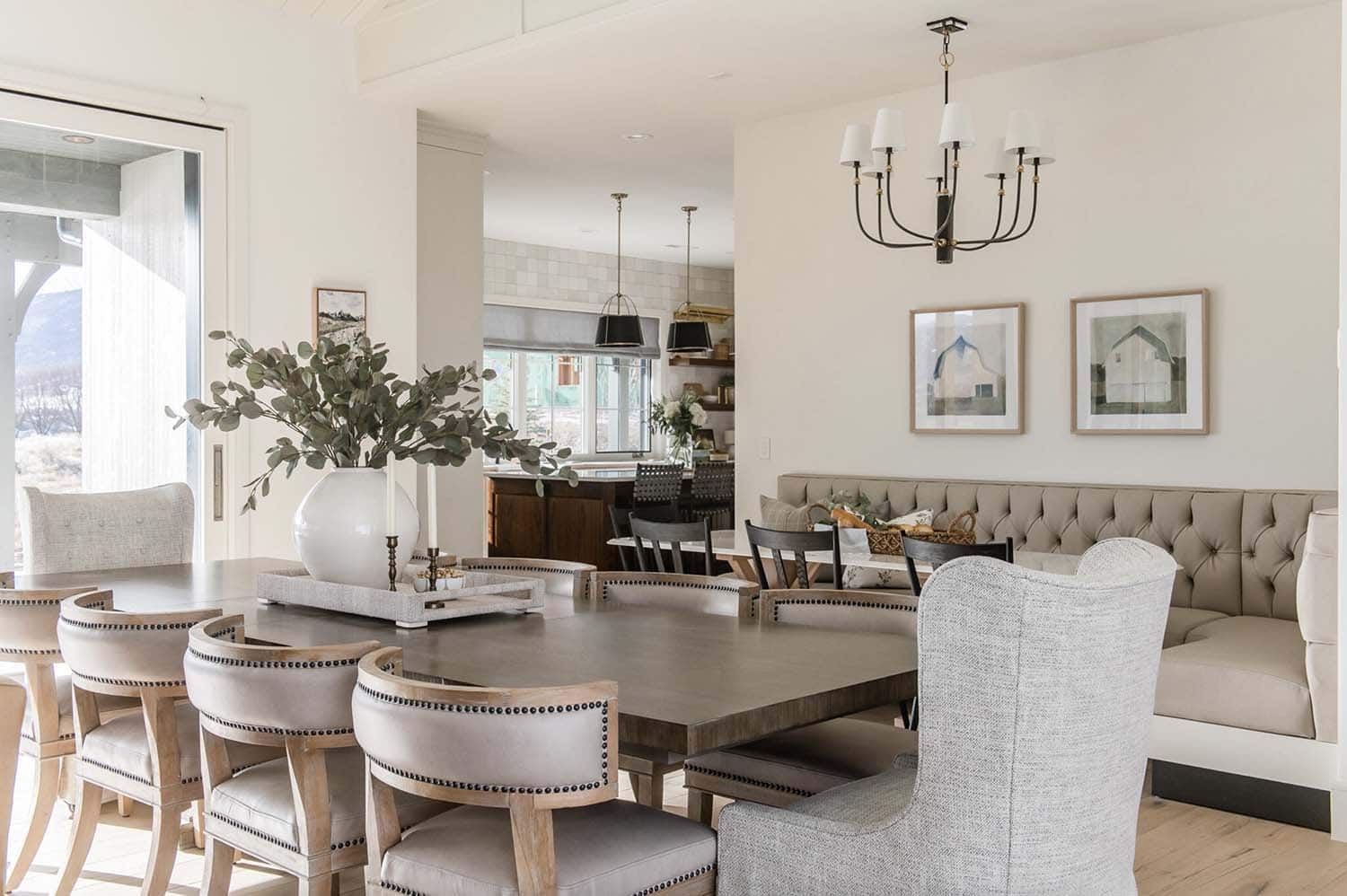 traditional farmhouse style dining banquette