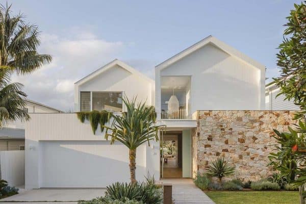 featured posts image for A breezy beach house in Australia designed for modern living: River of Life