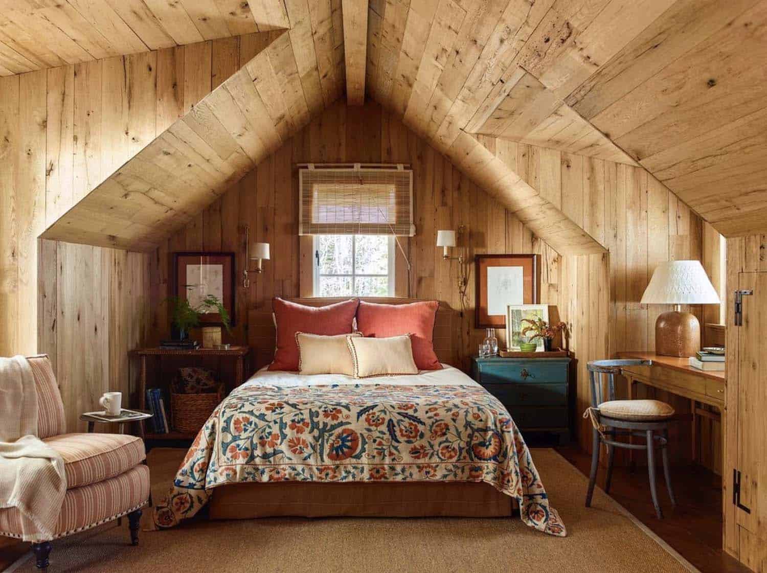 cozy guest cottage sleeping loft
