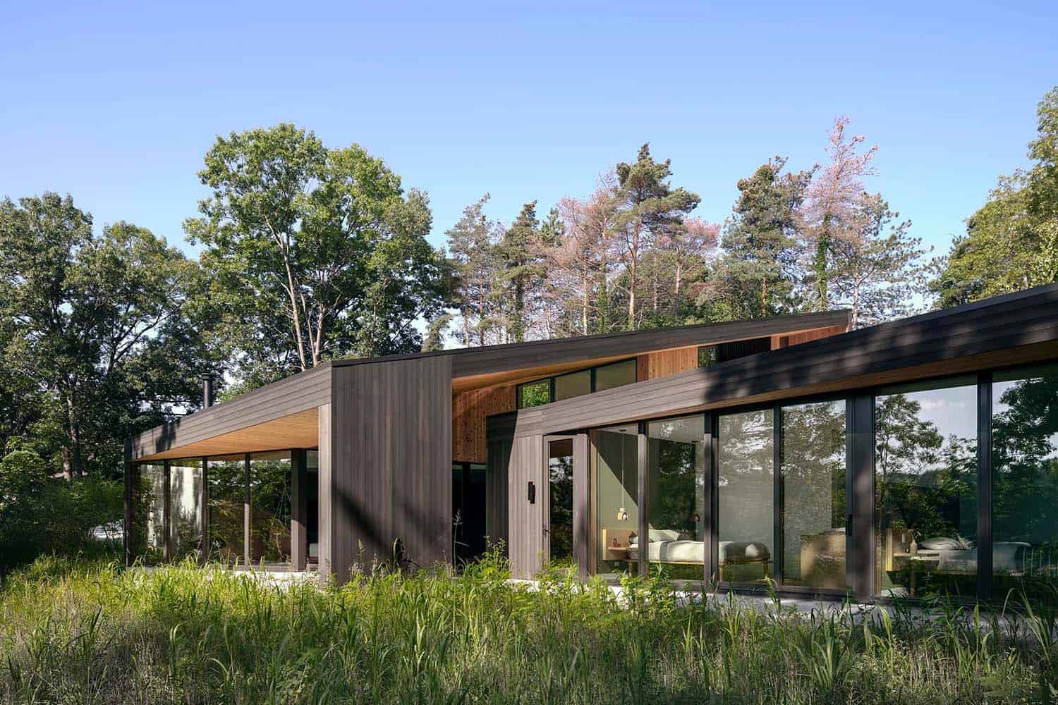 modern lake house retreat exterior