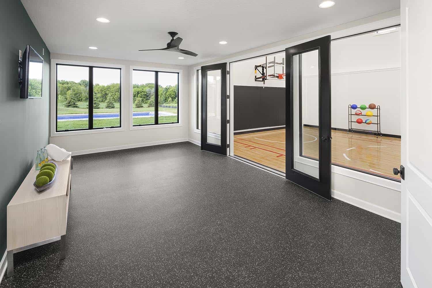 modern home gym with rubber flooring