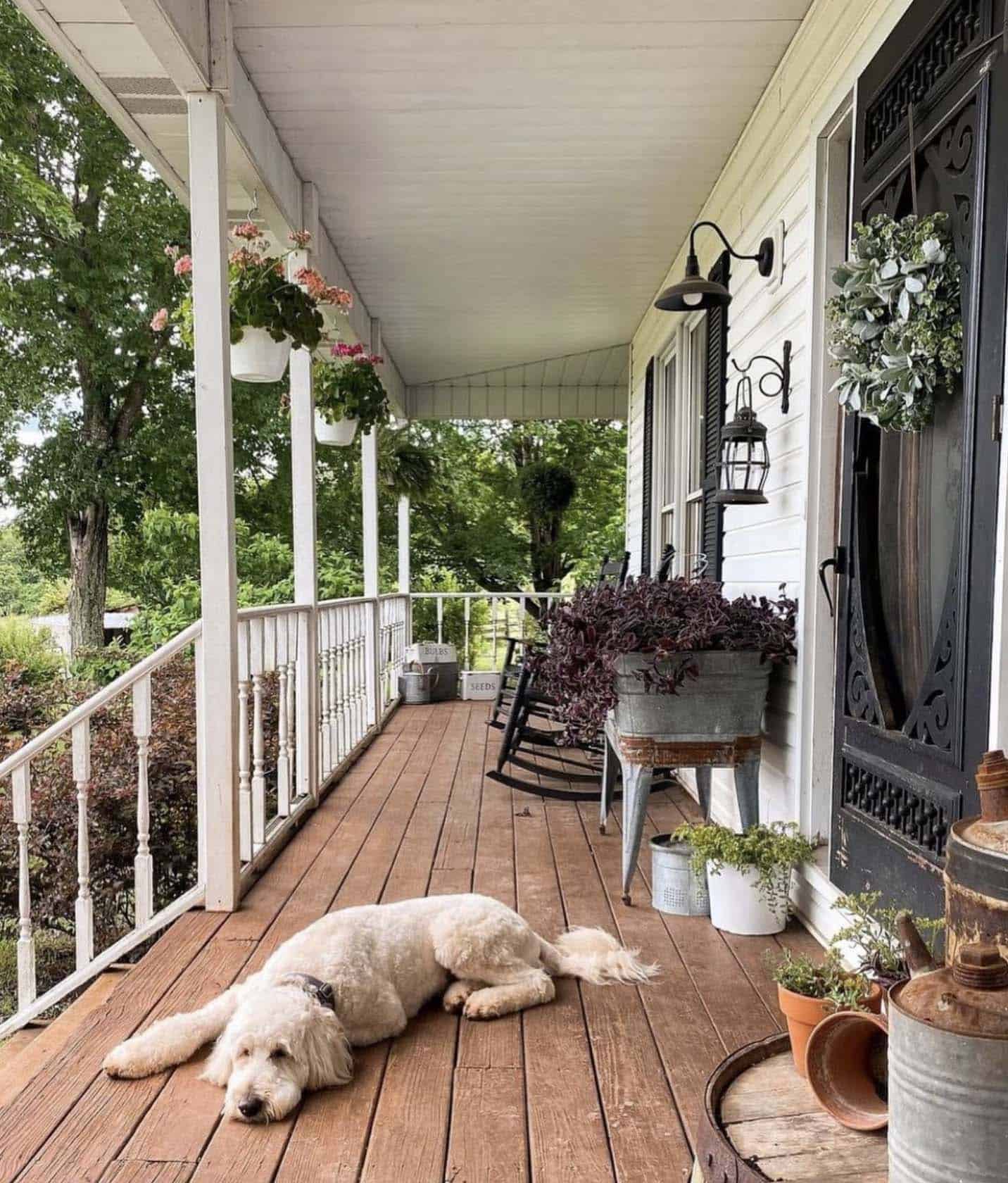 country home front porch
