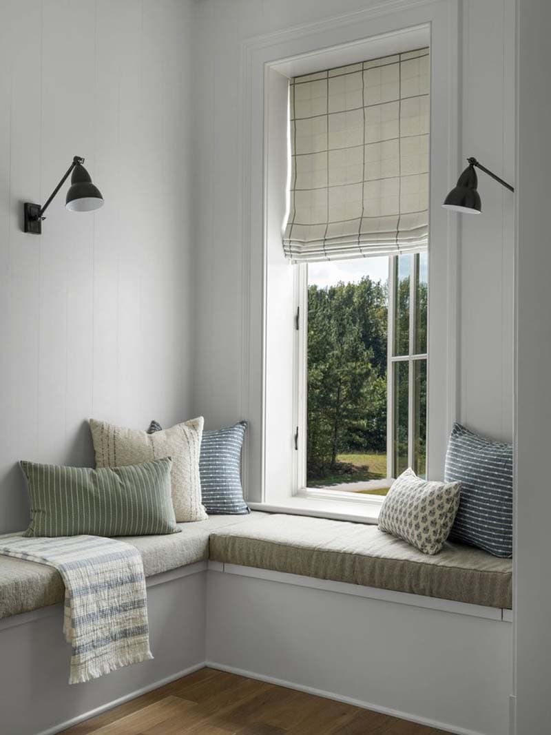 contemporary built-in window seat