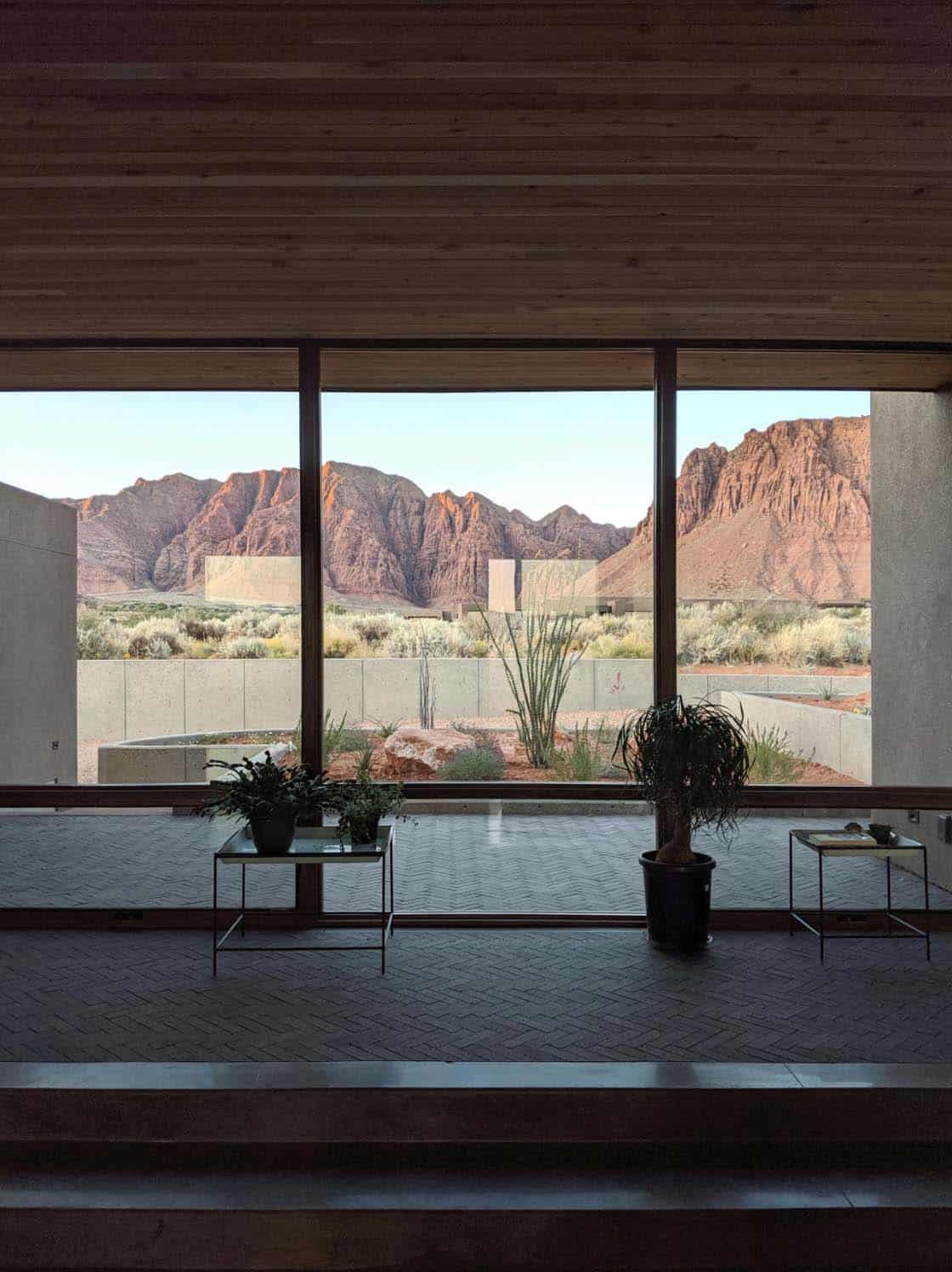 modern desert house entry