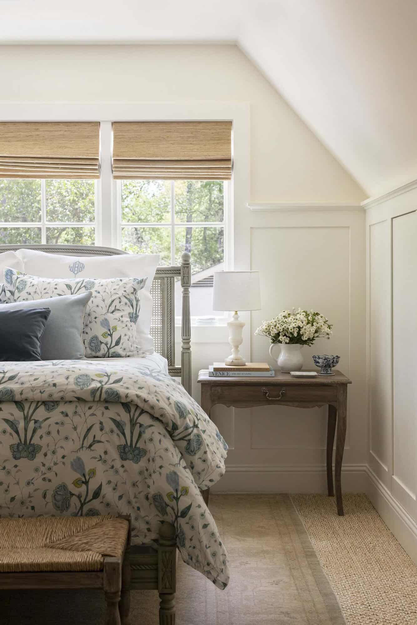 traditional guest bedroom