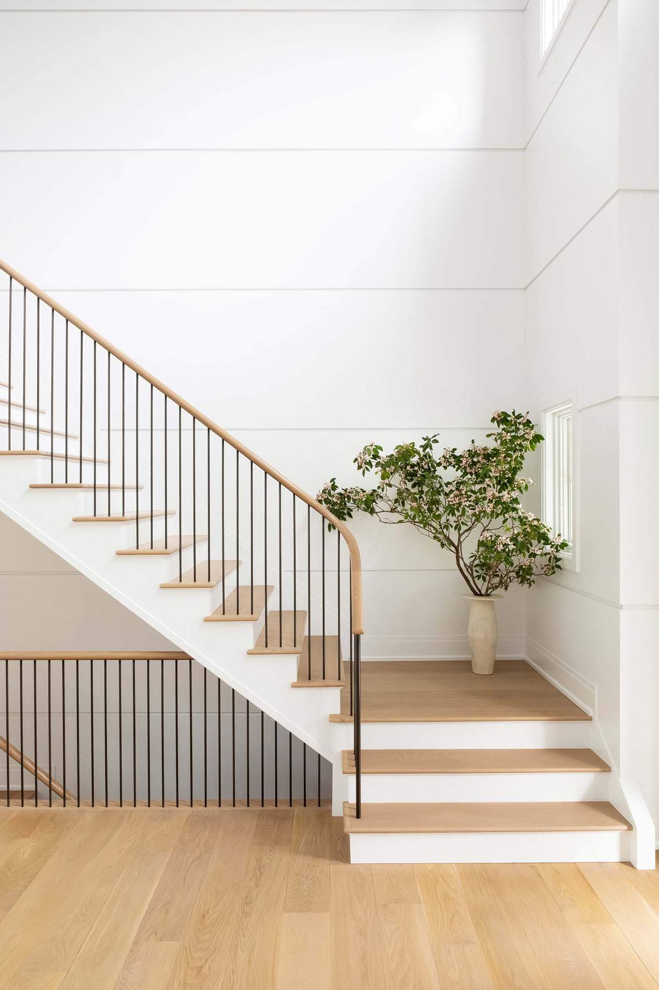 transitional style staircase